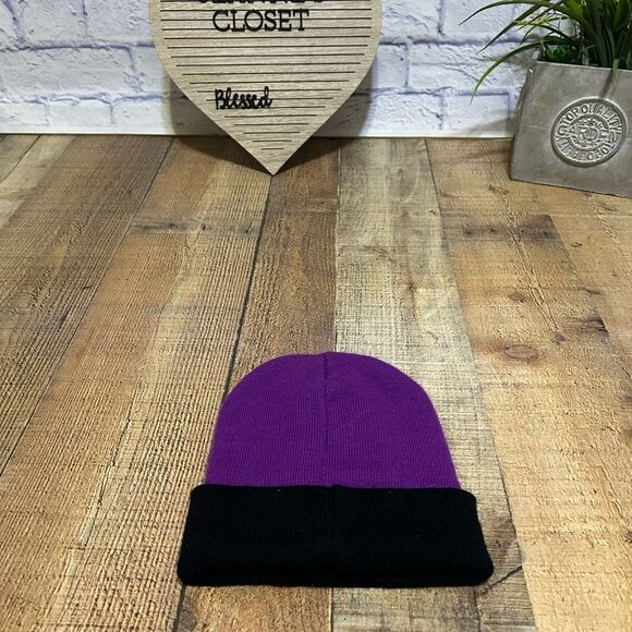 Vintage Disney Winnie the Pooh bear beanie hat 
One size - Picture 2 of 9